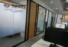 成都上门贴玻璃膜/隔热单项透视膜/窗户防晒膜/酒店贴改色膜